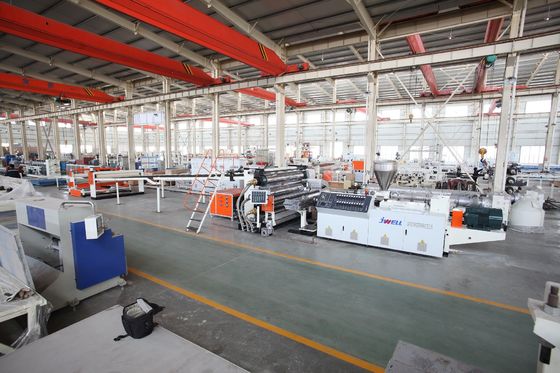 Máy sản xuất bảng quảng cáo PVC WPC 1560MM