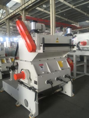 600mm Dia Shaft 600kg / H Máy tái chế phế liệu nhựa tấm