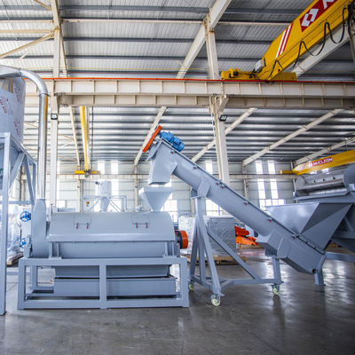 JWELL CE 2000kg / H Máy giặt nghiền chai PET với bộ sưu tập thổi