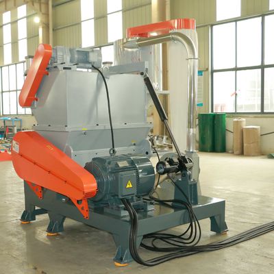 Trục 600mm 600kg / H PET PP PVC PS PC Máy nghiền tấm nhựa đặc biệt