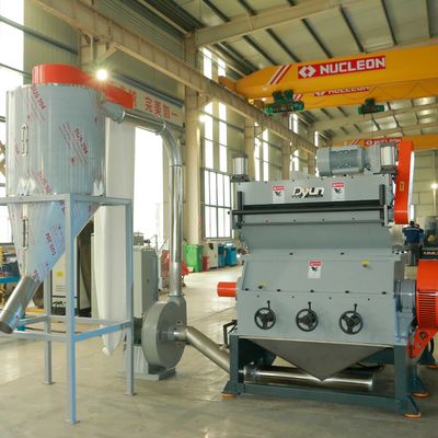 Máy tái chế nhựa thải 500kg / H PET PP PVC PS PC Máy hủy tấm nhựa