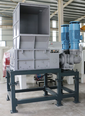 Thùng chứa xốp HDPE Blue Drum Máy hủy nhựa tái chế bốn trục
